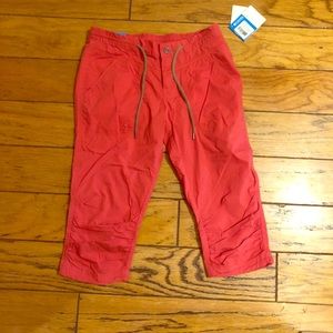 Columbia Capri pants size 6 never worn with tags